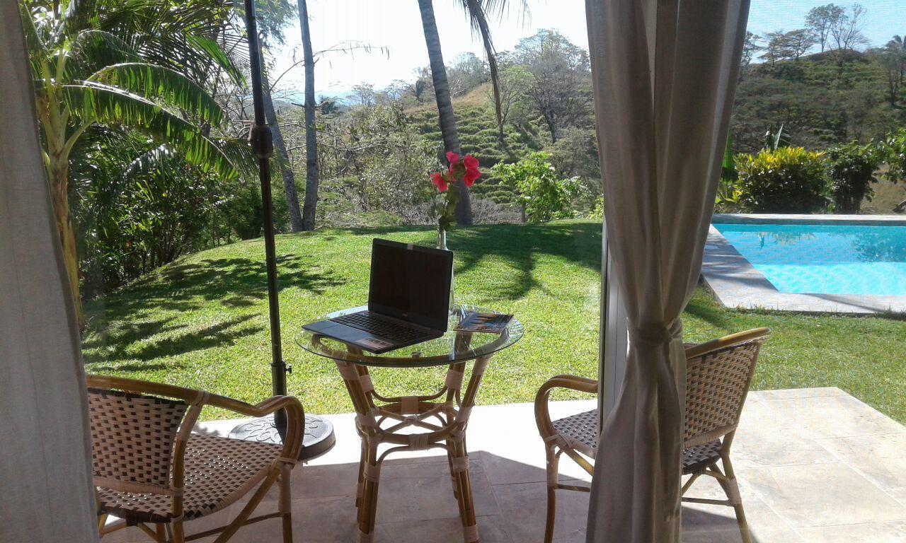 El Nido Rojo Bed & Breakfast Samara Exterior photo